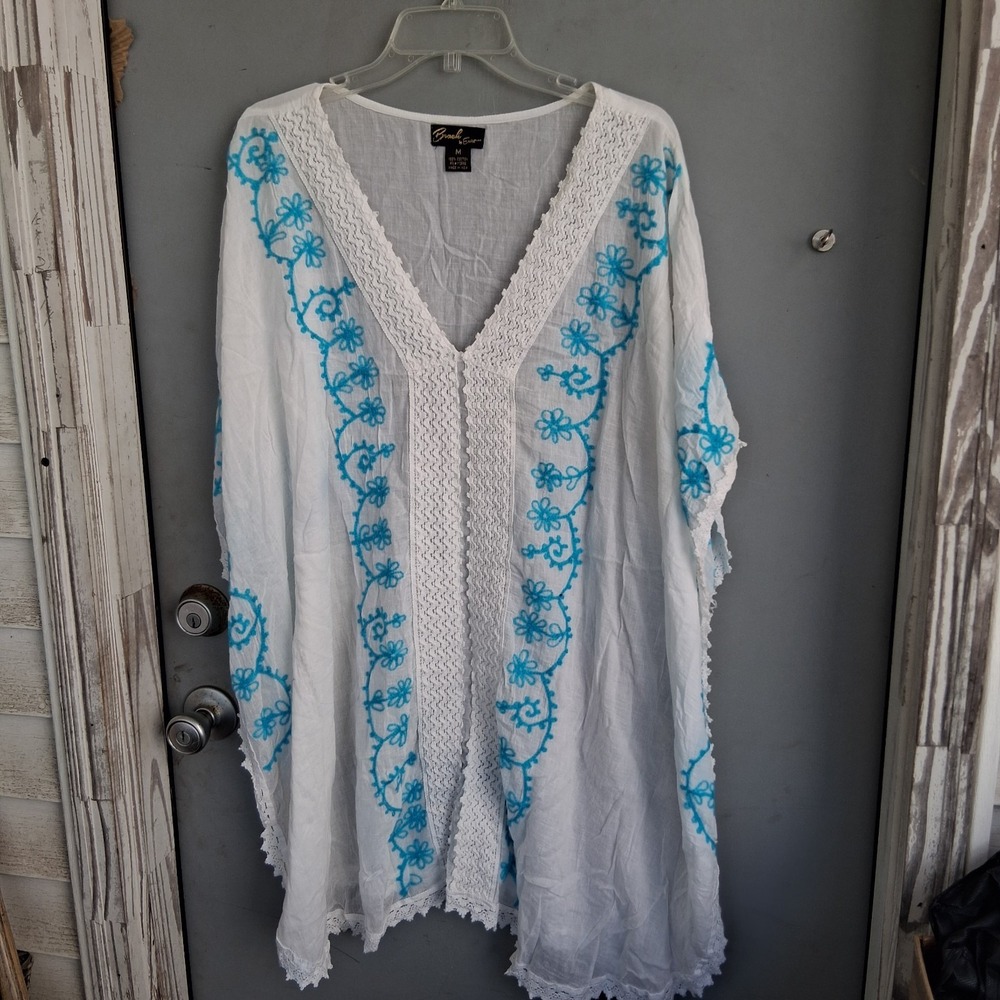 Flowy Boho Beach Coverup Indian Cotton White Turquoise Embroidered GUC With Flaw